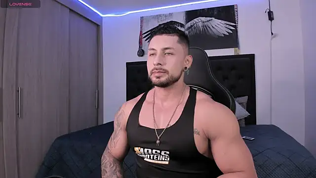 santi aesthetic online show from October 2025 02:39:02 AM