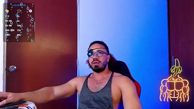 Snapshot of pirata_fitness chatting on May 2026 09:17:01 AM pirata fitness online show from May 2026 09:17:01 AM