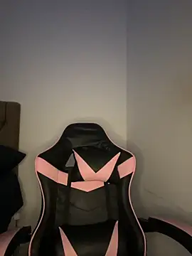 Snapshot of Manu_2002_ chatting on October 2025 01:55:02 PM Manu 2002 online show from October 2025 01:55:02 PM