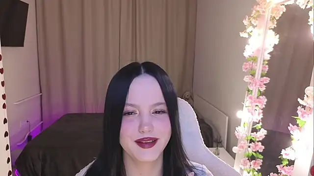 Betty  Davvis online show from March 2026 03:07:02 PM