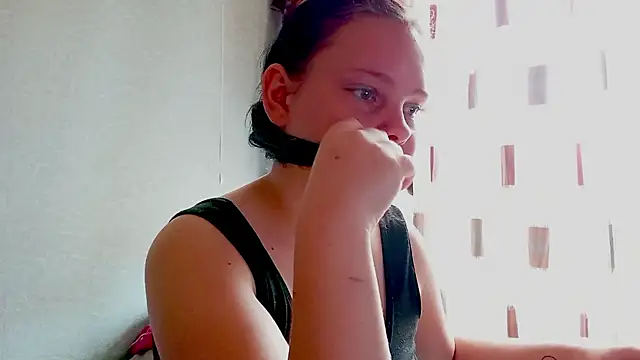 SweetPiggyx online show from August 2026 11:13:01 AM