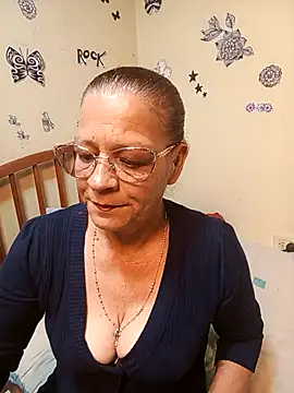 Snapshot of katrina_perez chatting on October 2025 10:10:02 PM katrina perez online show from October 2025 10:10:02 PM