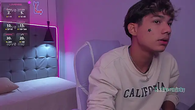 OliverTwinky online show from February 2026 09:35:02 PM