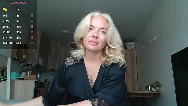 Snapshot of Eva___forever chatting on July 2026 05:35:02 AM Eva forever online show from July 2026 05:35:02 AM