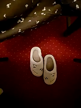 AlessiaCroft online show from November 2025 05:09:02 AM