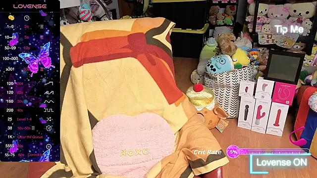 w3tkittty online show from September 2025 07:57:01 PM