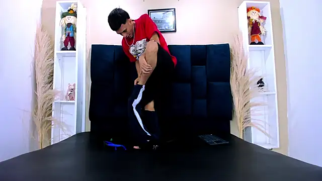 Matt Ruso online show from November 2025 01:47:01 AM