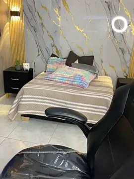 Kariina  69 online show from March 2026 03:21:01 AM