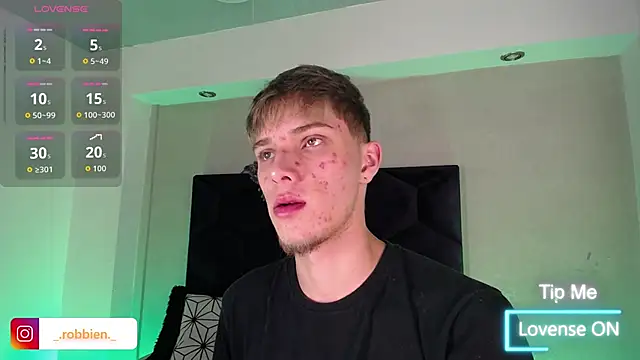 Robbin Blaze online show from April 2026 04:56:01 AM