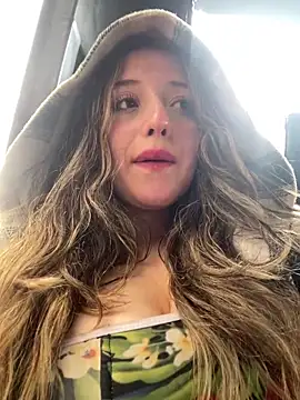 Baby  Otaku online show from December 2025 08:02:01 PM