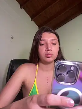 Snapshot of Mia__Gray chatting on February 2026 06:00:02 PM Mia Gray online show from February 2026 06:00:02 PM