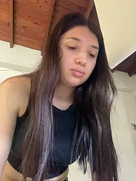 Snapshot of Mia__Gray chatting on February 2026 03:30:01 PM Mia Gray online show from February 2026 03:30:01 PM