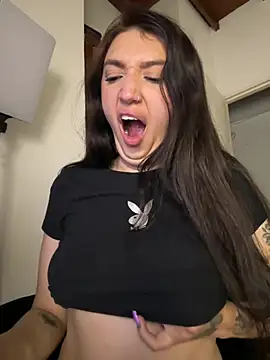 Snapshot of Mia__Gray chatting on June 2026 01:28:02 AM Mia Gray online show from June 2026 01:28:02 AM