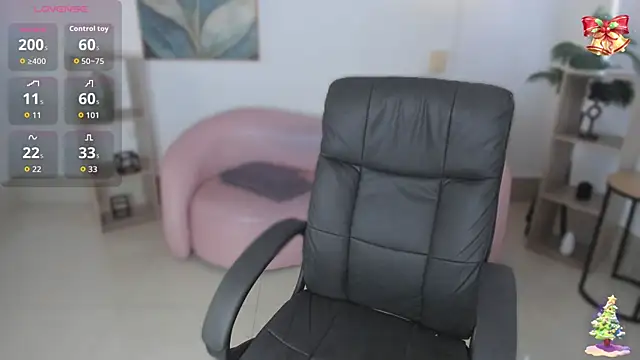 kylie soraya online show from December 2025 05:21:02 PM