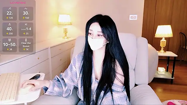 hotseah online show from November 2025 10:58:02 AM