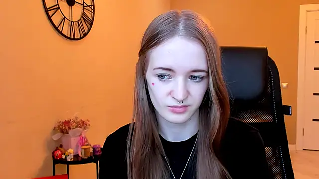 KateKayer online show from November 2025 11:20:01 AM