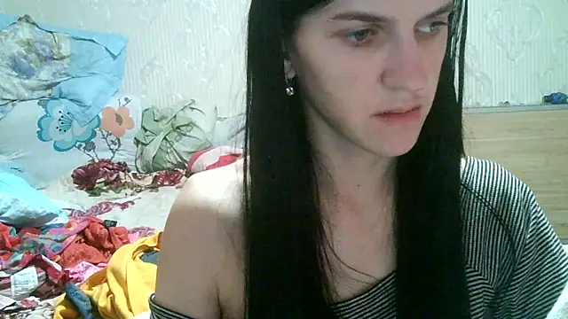 Snapshot of Casey_Jeannie chatting on April 2026 04:34:01 PM Casey Jeannie online show from April 2026 04:34:01 PM