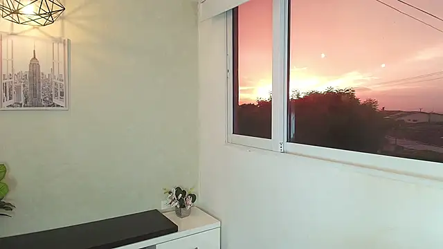  Victoria Collins online show from October 2025 10:55:01 AM