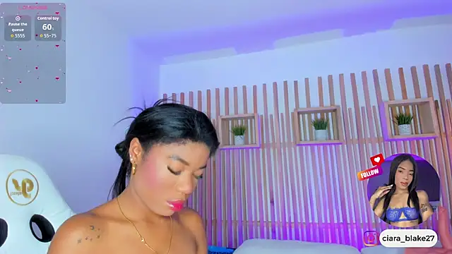 ciara blake online show from April 2026 08:43:01 PM