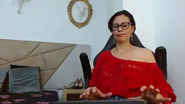 amanda ramirez online show from February 2026 10:14:01 PM