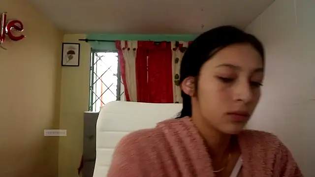 vale miel online show from September 2025 06:46:01 PM