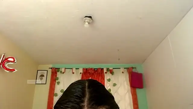 vale miel online show from November 2025 07:47:01 PM