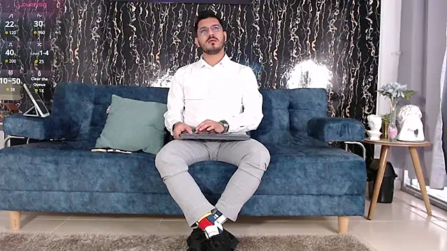 samuelcoopeer online show from November 2025 01:55:01 PM