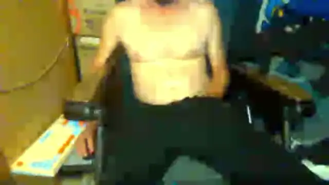 Snapshot of Lovyourpuss chatting on June 2026 12:52:02 AM Lovyourpuss online show from June 2026 12:52:02 AM