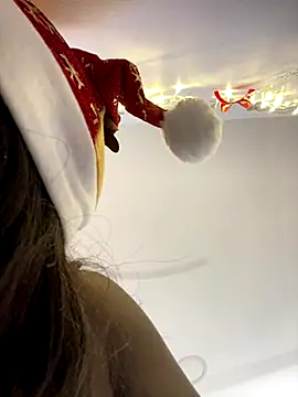 alissradiante1 online show from December 2025 03:46:02 AM