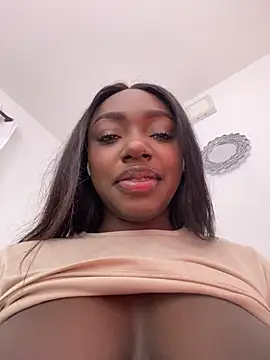 alissradiante1 online show from April 2026 01:06:01 AM