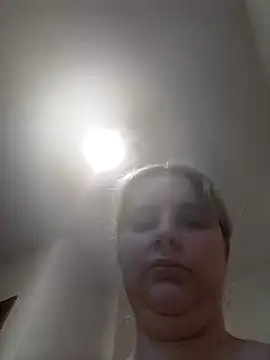 JessicaItalia online show from July 2026 09:00:01 AM