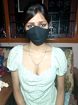 Isha Sax online show from October 2025 07:32:02 PM