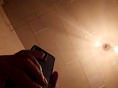 Vince072 online show from October 2025 04:42:01 PM