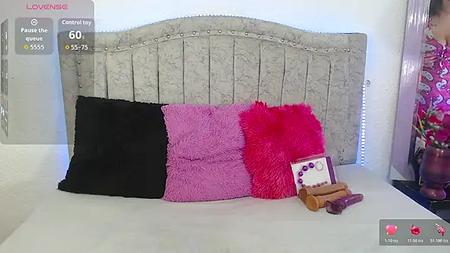 jazminslut online show from November 2025 01:16:02 AM