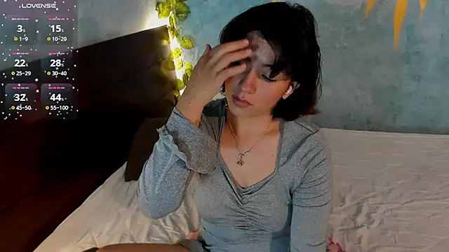 Snapshot of Tifany-fox chatting on June 2026 10:38:01 AM Tifany-fox online show from June 2026 10:38:01 AM