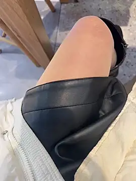 xiaoyuan01 online show from February 2026 03:22:01 AM