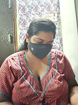 Liyaa 24 online show from April 2026 05:07:01 PM