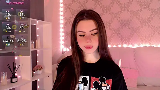 HolyMiax online show from October 2025 03:50:02 AM