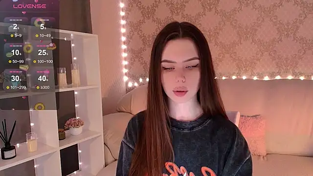 HolyMiax online show from June 2026 03:13:01 AM