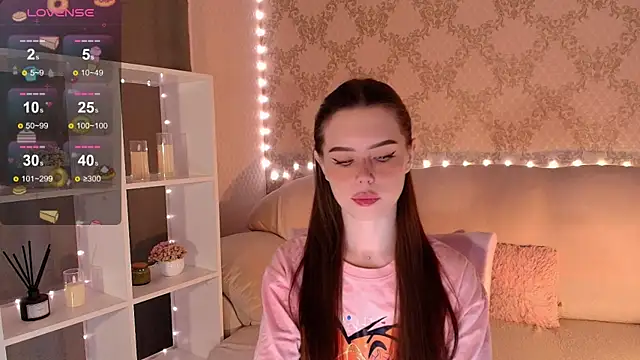 HolyMiax online show from July 2026 03:20:02 AM