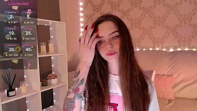 HolyMiax online show from July 2026 03:20:01 AM