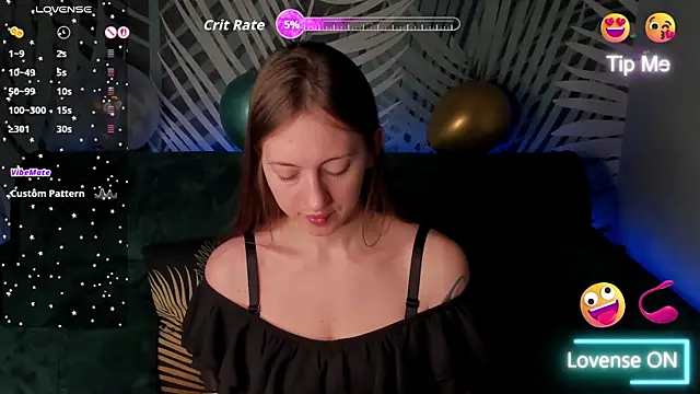 ChristyCrayme online show from April 2026 10:18:01 PM