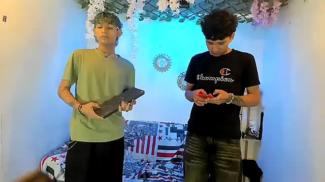 Bastian boyshot77 online show from November 2025 02:39:01 PM