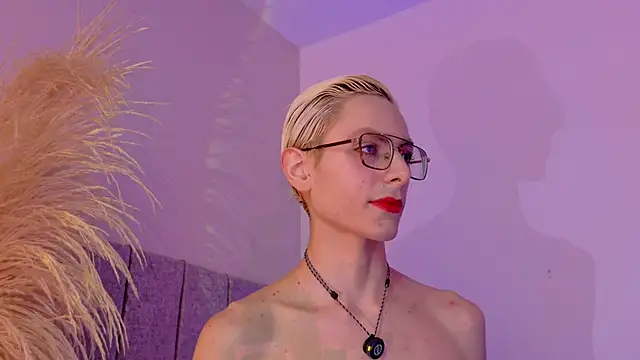 liiamluna  online show from February 2026 09:39:01 AM