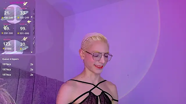 liiamluna  online show from March 2026 09:32:02 AM