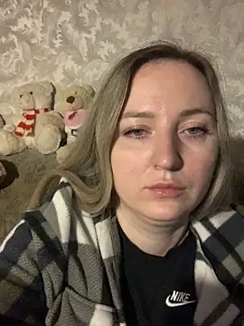 hotsteacher online show from November 2025 12:22:02 AM