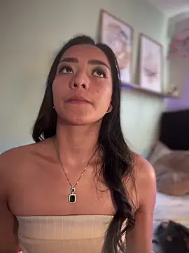 im-isabella online show from September 2025 08:20:01 PM