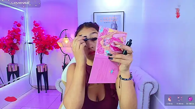 Snapshot of Katty_rounds chatting on November 2025 12:15:01 PM Katty rounds online show from November 2025 12:15:01 PM