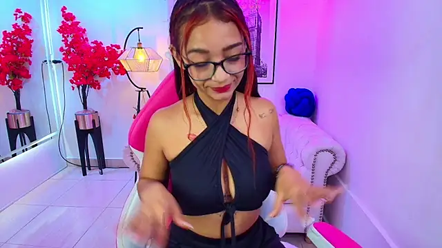 Snapshot of Katty_rounds chatting on November 2025 12:45:02 PM Katty rounds online show from November 2025 12:45:02 PM