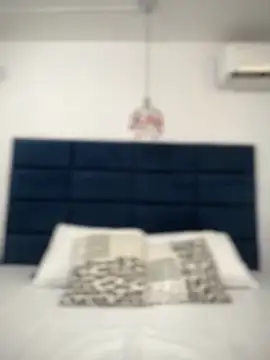 Alexia 24 online show from December 2025 06:48:02 PM